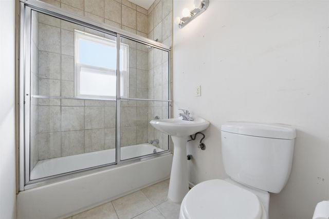 141 N Oliver Ave, Wichita, KS 67208