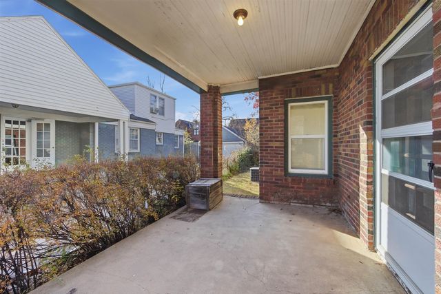 141 N Oliver Ave, Wichita, KS 67208