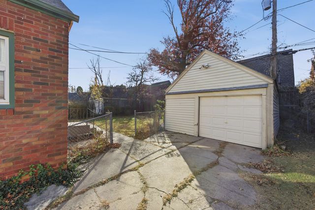 141 N Oliver Ave, Wichita, KS 67208