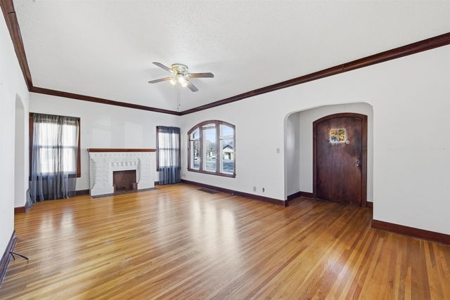 141 N Oliver Ave, Wichita, KS 67208