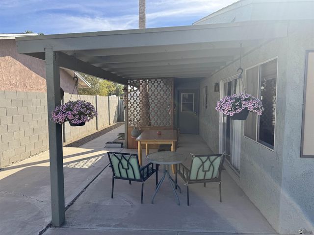 1956 San Gabriel Dr, Yuma, AZ 85365