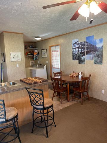 183 Circle Lane, Burnside, KY 42519