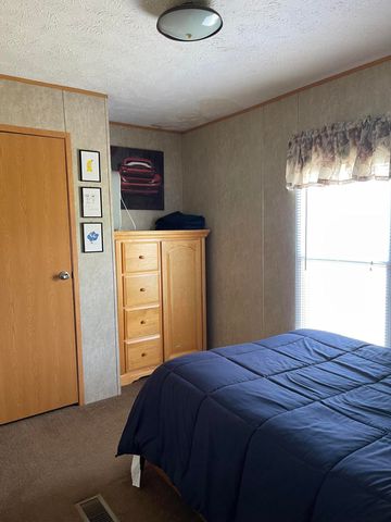 183 Circle Lane, Burnside, KY 42519