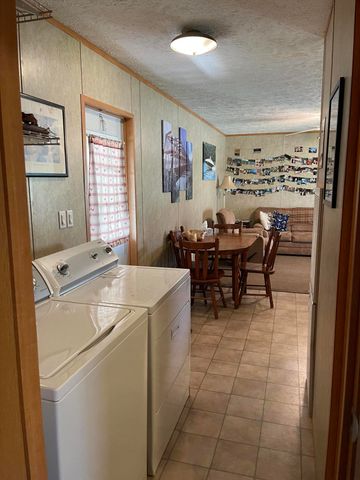 183 Circle Lane, Burnside, KY 42519