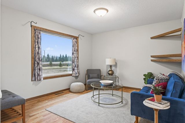 1927 Stark Road, Harris, MN 55032