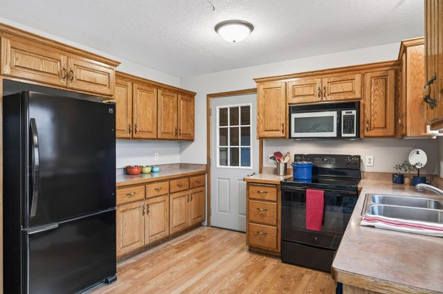 1927 Stark Road, Harris, MN 55032