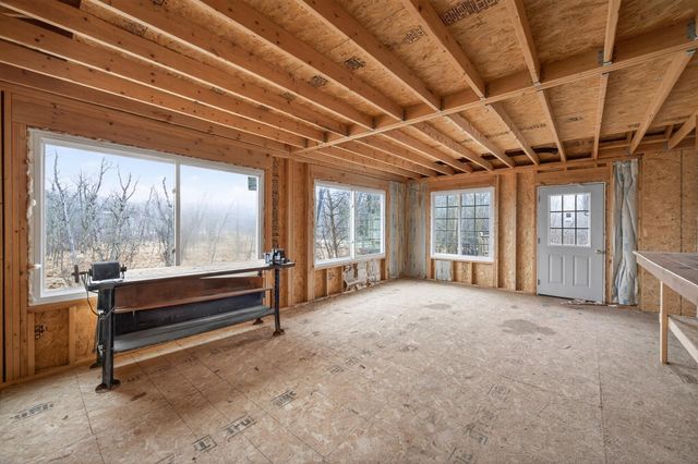 1927 Stark Road, Harris, MN 55032