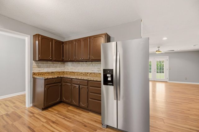 459 S All Hallows Ave, Wichita, KS 67213