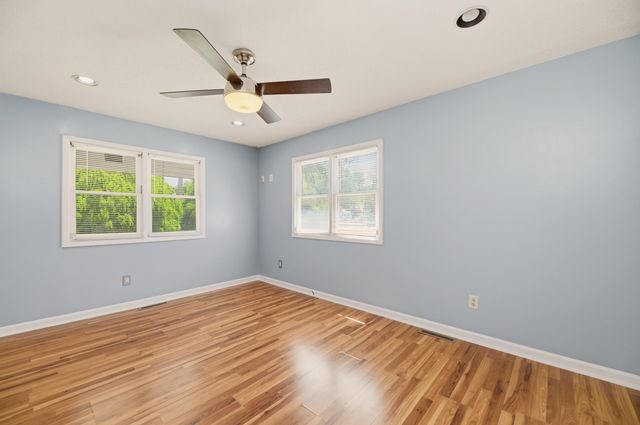 459 S All Hallows Ave, Wichita, KS 67213