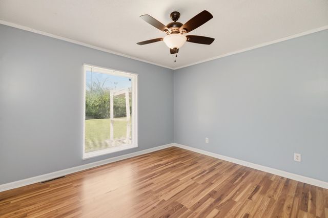 459 S All Hallows Ave, Wichita, KS 67213