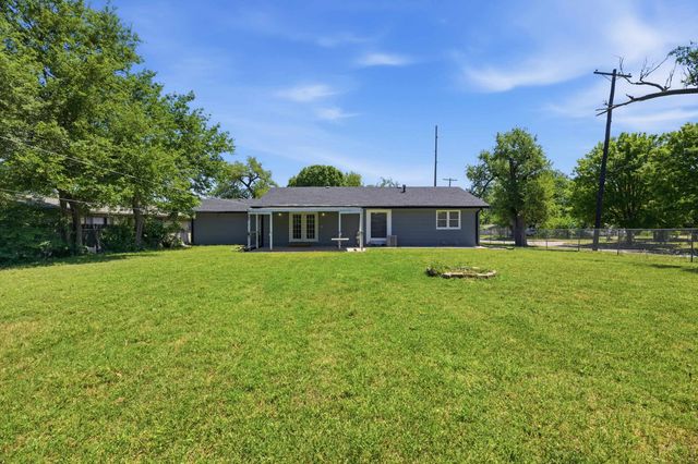 459 S All Hallows Ave, Wichita, KS 67213