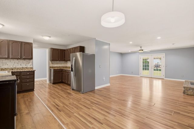 459 S All Hallows Ave, Wichita, KS 67213