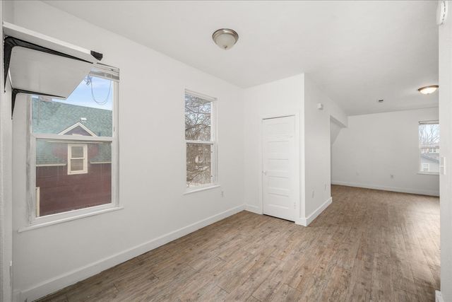 613 W Knox Ave, Spokane, WA 99205