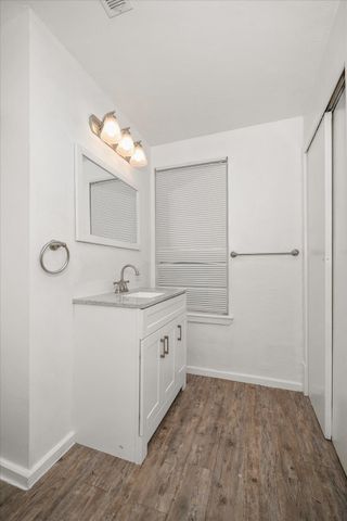 613 W Knox Ave, Spokane, WA 99205