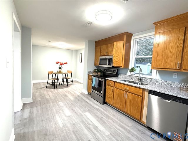 1748 Youngs Rd, Petersburg, VA 23803