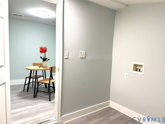 1748 Youngs Rd, Petersburg, VA 23803