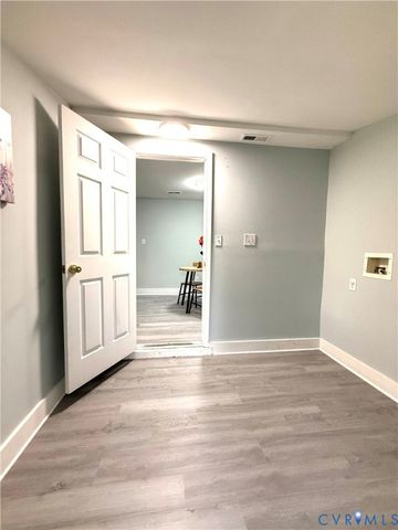 1748 Youngs Rd, Petersburg, VA 23803