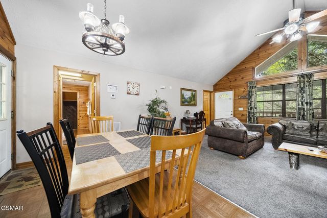 2330 Raymond Hollow Road, Sevierville, TN 37876