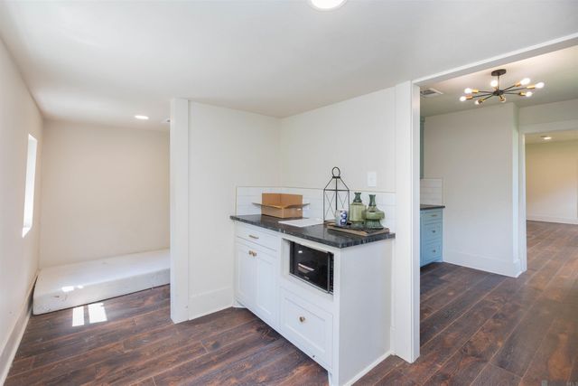 8425 Elliot Rd, Baton Rouge, LA 70817