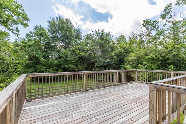 8425 Elliot Rd, Baton Rouge, LA 70817