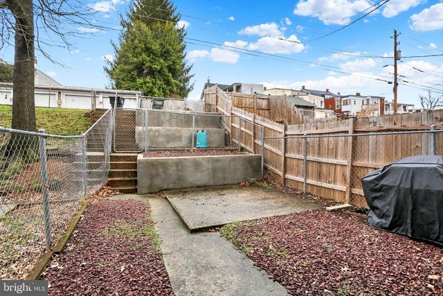 2130 KENSINGTON ST, Harrisburg, PA 17104