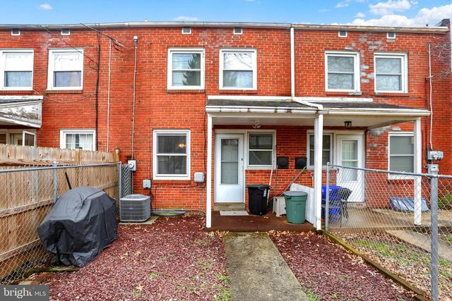 2130 KENSINGTON ST, Harrisburg, PA 17104