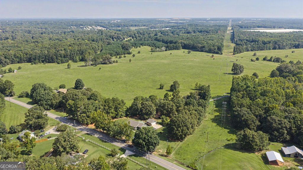 304 Palmetto Tyrone Road, Newnan, GA 30265 — exterior