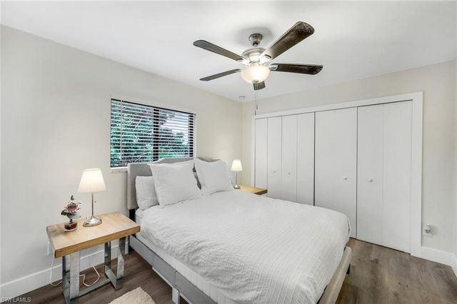 815 Victoria DR # 207, Cape Coral, FL 33904