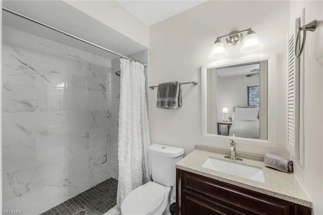 815 Victoria DR # 207, Cape Coral, FL 33904