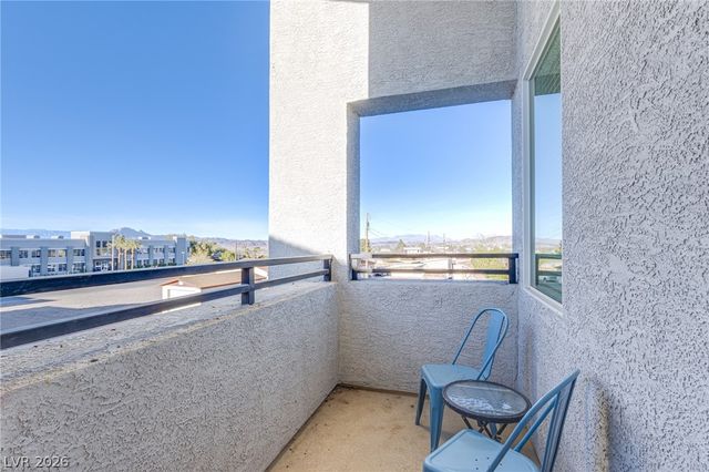 145 Aqua Commons Lane, Henderson, NV 89015