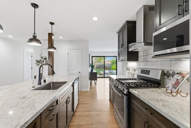 1120 17th Avenue, Redwood City, CA 94063