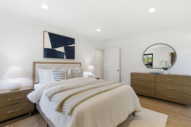 1120 17th Avenue, Redwood City, CA 94063