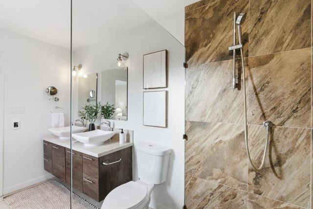 1120 17th Avenue, Redwood City, CA 94063