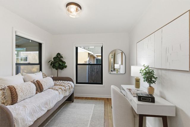 1120 17th Avenue, Redwood City, CA 94063