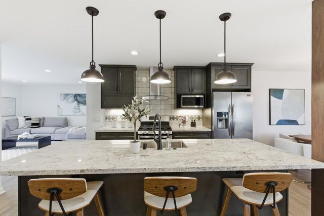 1120 17th Avenue, Redwood City, CA 94063