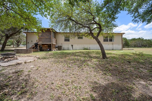 140 Creedmore DR, Liberty Hill, TX 78642