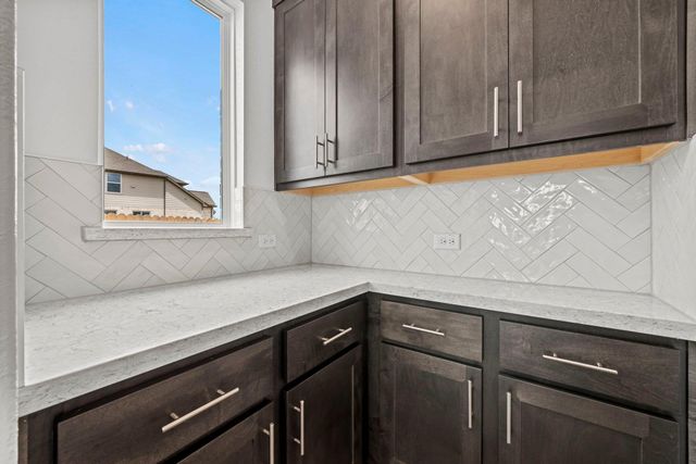 217 Pacific Grove CIR, Liberty Hill, TX 78642