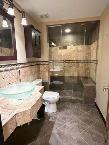 822 Waters Edge Drive, South Elgin, IL 60177