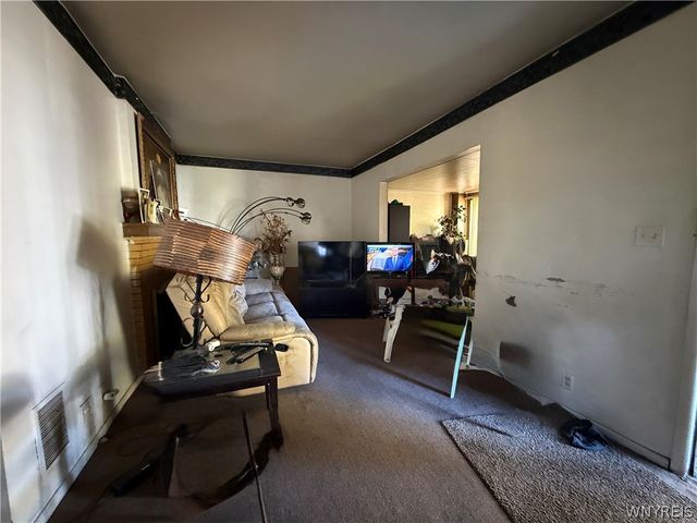 191 Stockbridge Avenue, Buffalo, NY 14215