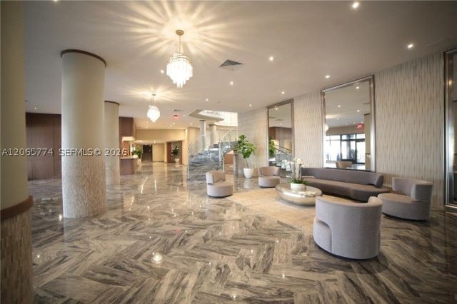 5401 Collins Ave 832, Miami Beach, FL 33140