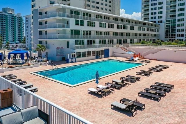 5401 Collins Ave 832, Miami Beach, FL 33140