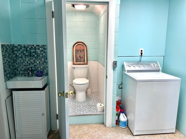 450 Center St, Pembroke, MA 02359