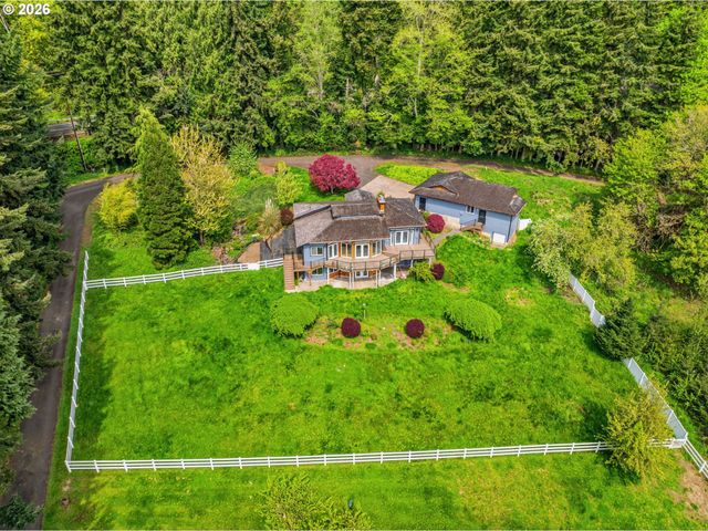 16 LITTLE CAPE HORN Rd, Cathlamet, WA 98612