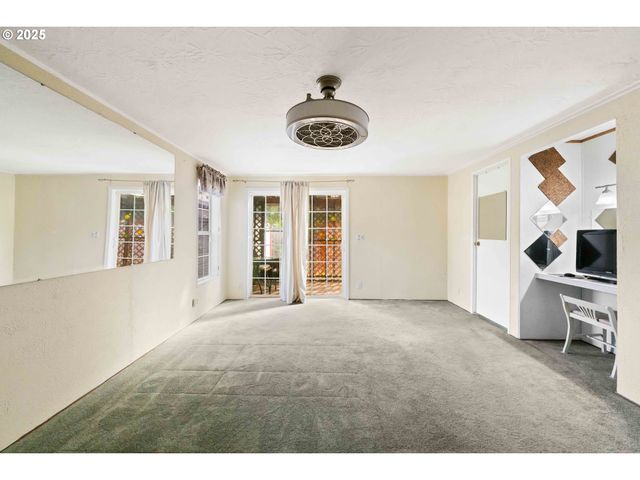 90994 BEACON Ln, Coos Bay, OR 97420