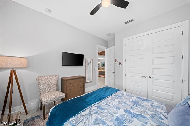 2291 Thomasson DR, Naples, FL 34112