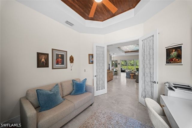 2291 Thomasson DR, Naples, FL 34112