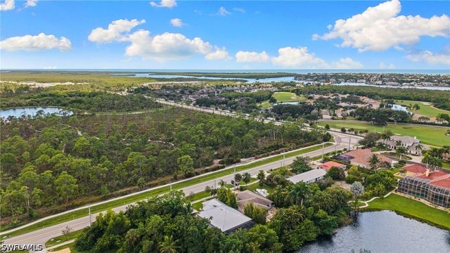 2291 Thomasson DR, Naples, FL 34112