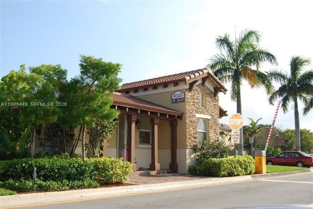 22831 SW 88th Pl 201, Cutler Bay, FL 33190