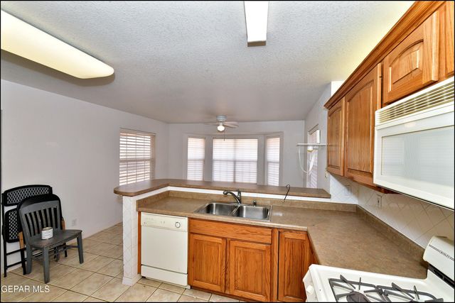 14101 KOSHARE Court, El Paso, TX 79938