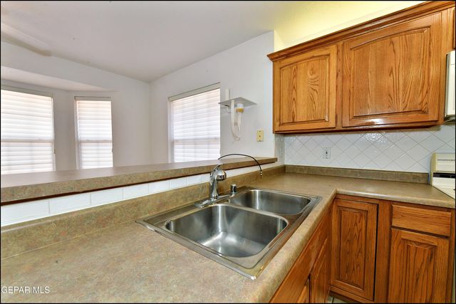 14101 KOSHARE Court, El Paso, TX 79938